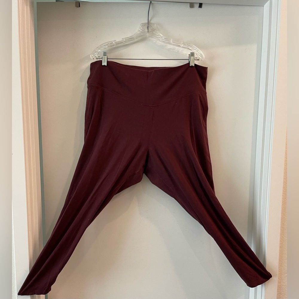 Old Navy Active Extra High-Rise Go-Dry Leggings